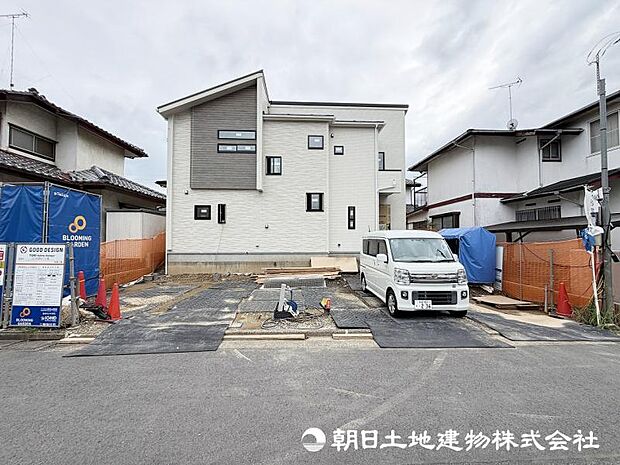 ＜外観＞パントリーやウォークインクローゼット等の収納も豊富です。