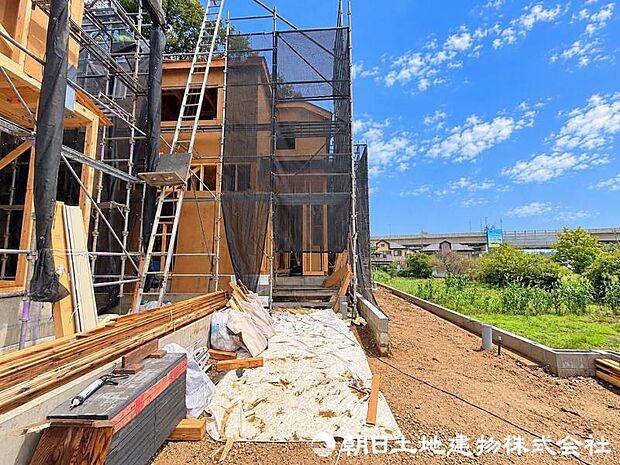 <現地>安心の住宅性能評価「耐震等級3」を取得しています。