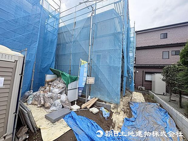 <現地>同仕様の完成物件を現地と一緒にご見学いただけます。