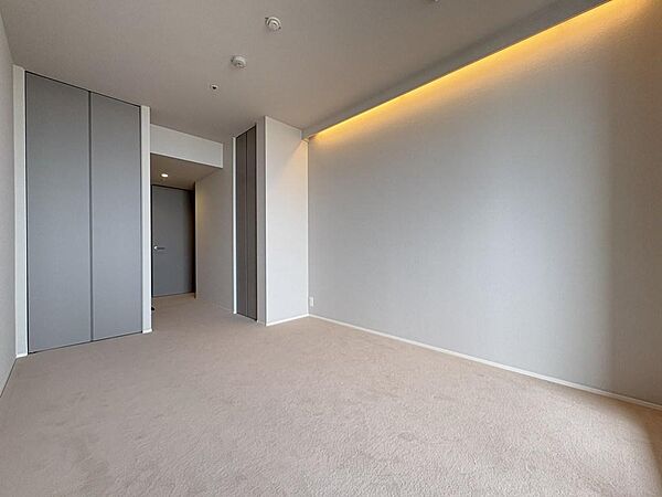 【洋室】洋室は3部屋あります。全てのお部屋にウォークインクローゼットがあります。