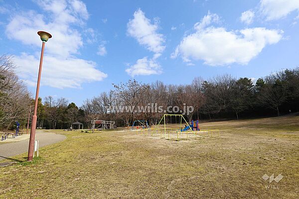 明徳公園の外観