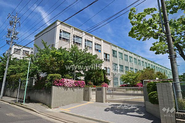 高針台中学校[公立]の外観
