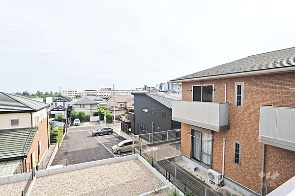 バルコニーからの眺め（南西方向）［2026年7月8日撮影］