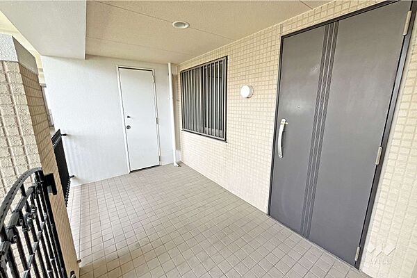 物件の玄関［2026年8月8日撮影］