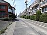 その他：敷地南側前面道路(東側から)