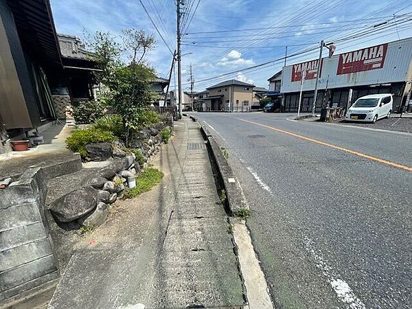 前面道路含む現地写真