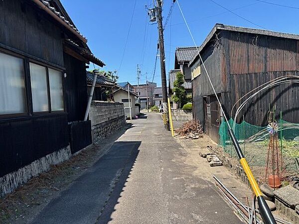 前面道路含む現地写真