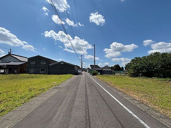 前面道路含む現地写真