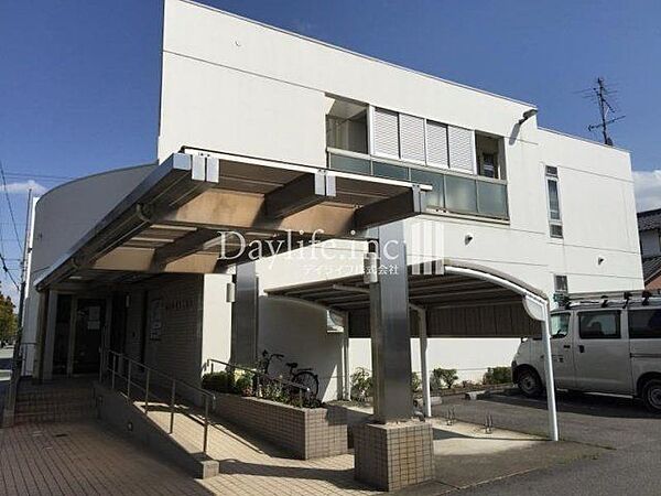 医療法人社団真栄会 林内科耳鼻咽喉科 660m