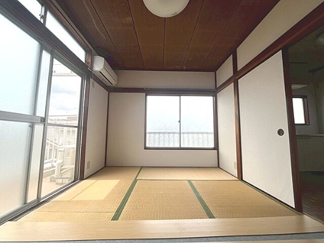 寝室
