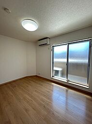 アイリス川崎 102 1階1Kのリビング/ダイニング