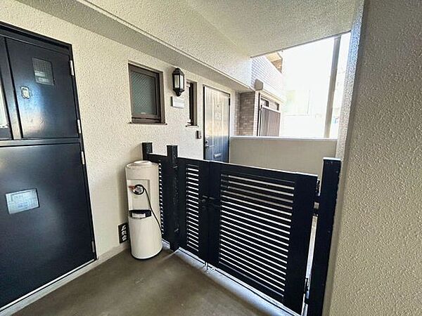 玄関を拡大表示