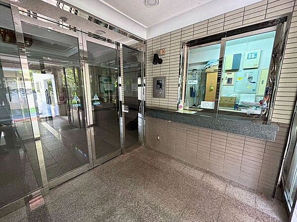 エントランスを拡大表示