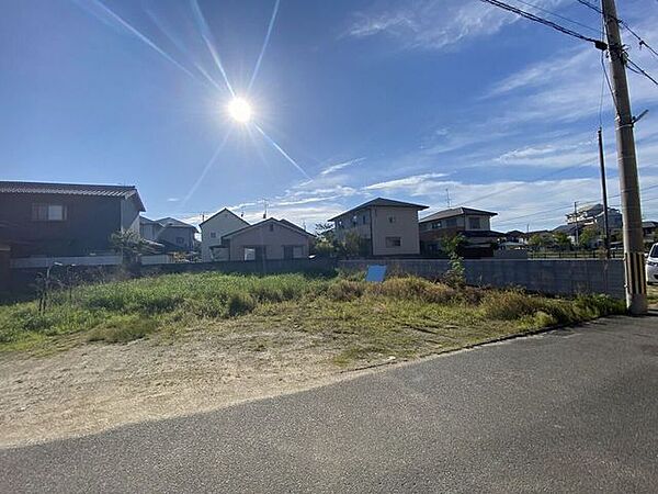 将来的な増築や二世帯計画にも対応できる、広さにゆとりのある土地です♪