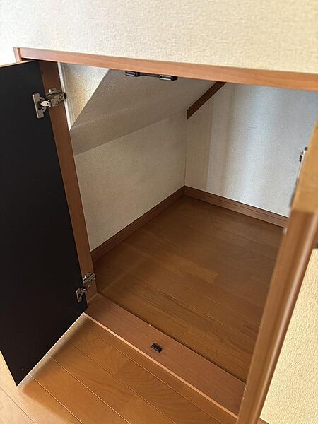階段下の収納