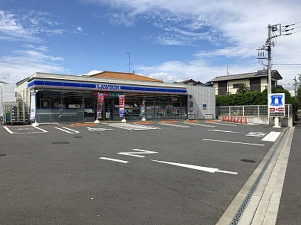 【コンビニエンスストア】ローソン　茅ヶ崎甘沼西店まで312ｍ