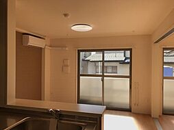 Ｓ-ユニヴァリ しんきょう 1階2LDKのリビング/ダイニング