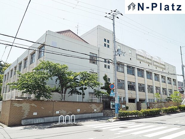 宮川小学校まで約550m