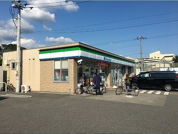 ファミリーマート旭天神町店