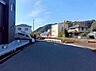 外観：前面道路