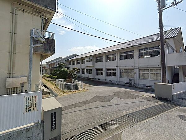 久礼田小学校