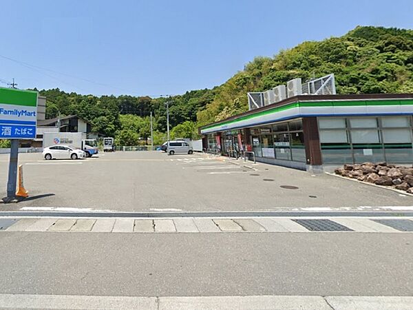 ファミリーマート春野町西分店