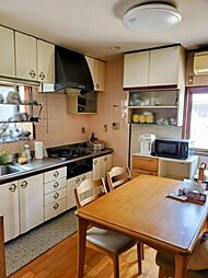 高知市鴨部高町　中古住宅　売家 4DKのリビング/ダイニング