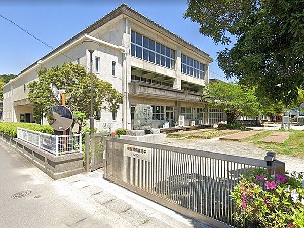 川内小学校