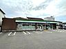 周辺：ファミリーマート伊勢崎町店