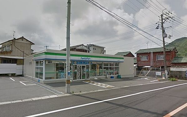 ファミリーマート高知十津店