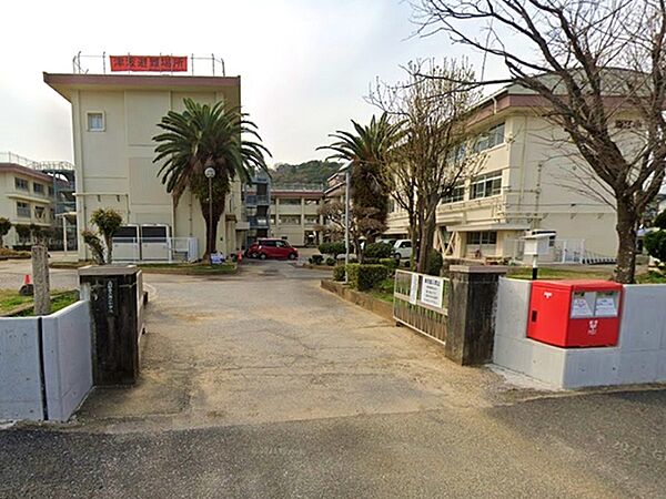 潮江小学校
