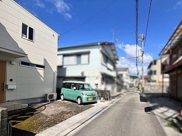 前面道路を含む現地写真
