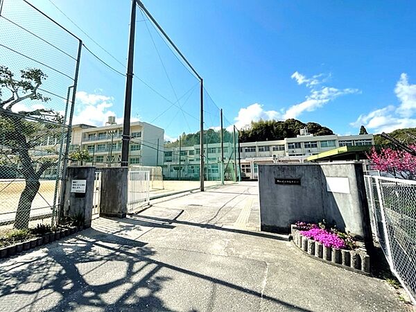 朝倉中学校