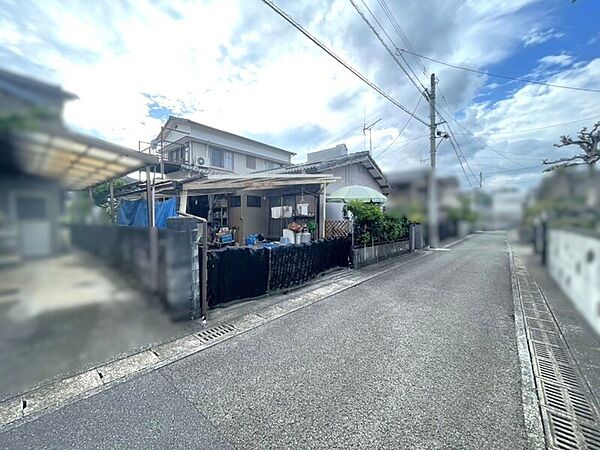 前面道路を含む現地写真