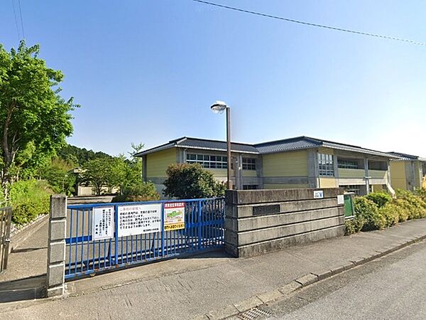 横浜新町小学校