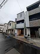 お花茶屋駅より徒歩12分 1階 築3年3ヶ月の賃貸物件