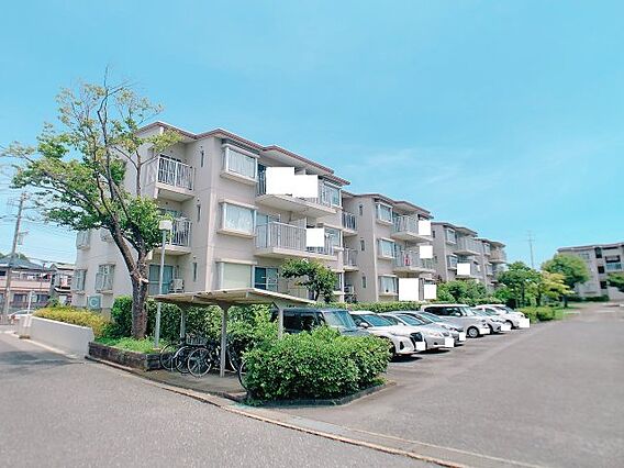 各棟の間隔が広...