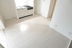 名古屋市営名城線 新瑞橋駅 徒歩10分の賃貸アパート 3階1LDKのリビング/ダイニング