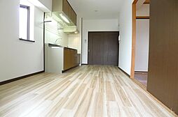 名古屋市営鶴舞線 御器所駅 徒歩1分の賃貸マンション 3階2LDKのリビング/ダイニング