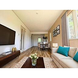 メゾネットタウン千波II D 1階3LDKのリビング/ダイニング