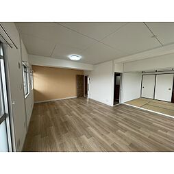 トスカネリア 601 6階3LDKのリビング/ダイニング