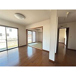 住吉テラス B 1階4DKのリビング/ダイニング