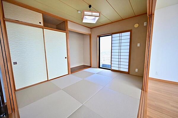 apartment 茨城県ひたちなか市殿山町1丁目
地図を見る