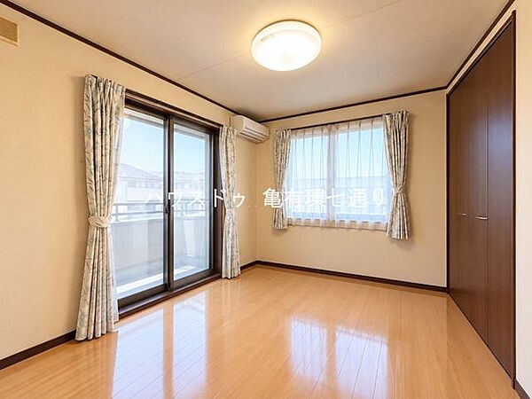 洋室を拡大表示