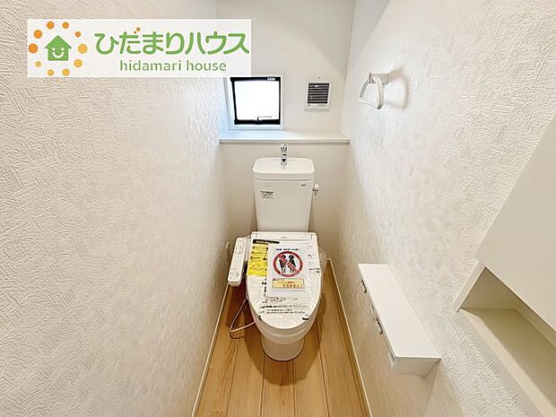 トイレは1F、2F共に完備！取り合いになることがありませんね(^^)/