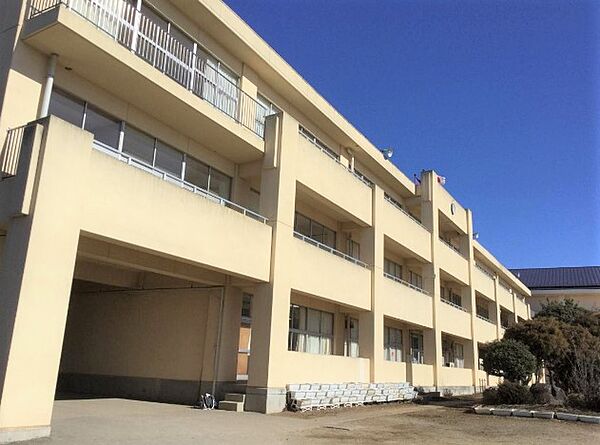 detached 茨城県牛久市栄町4丁目
地図を見る