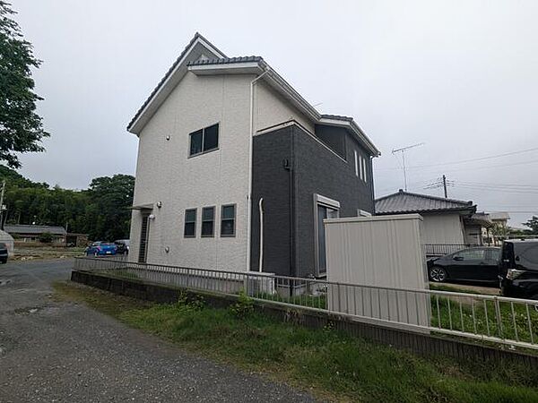 detached 茨城県常総市鴻野山
地図を見る