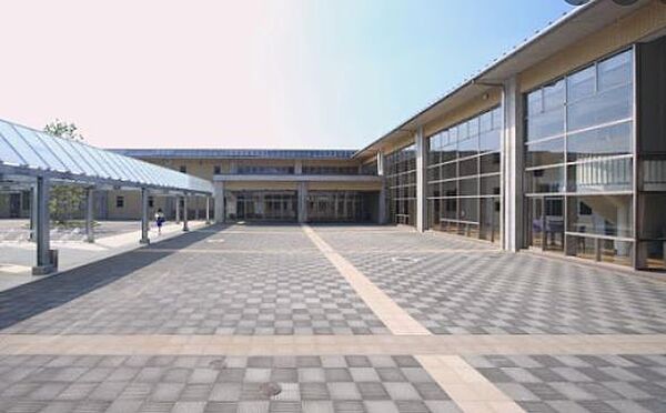 detached 茨城県常総市鴻野山
地図を見る