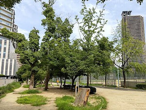 下福島公園　約400ｍ　徒歩5分