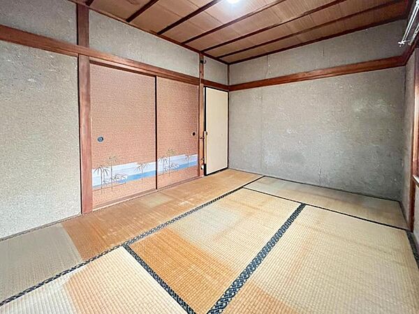 2階西側和室【6帖】